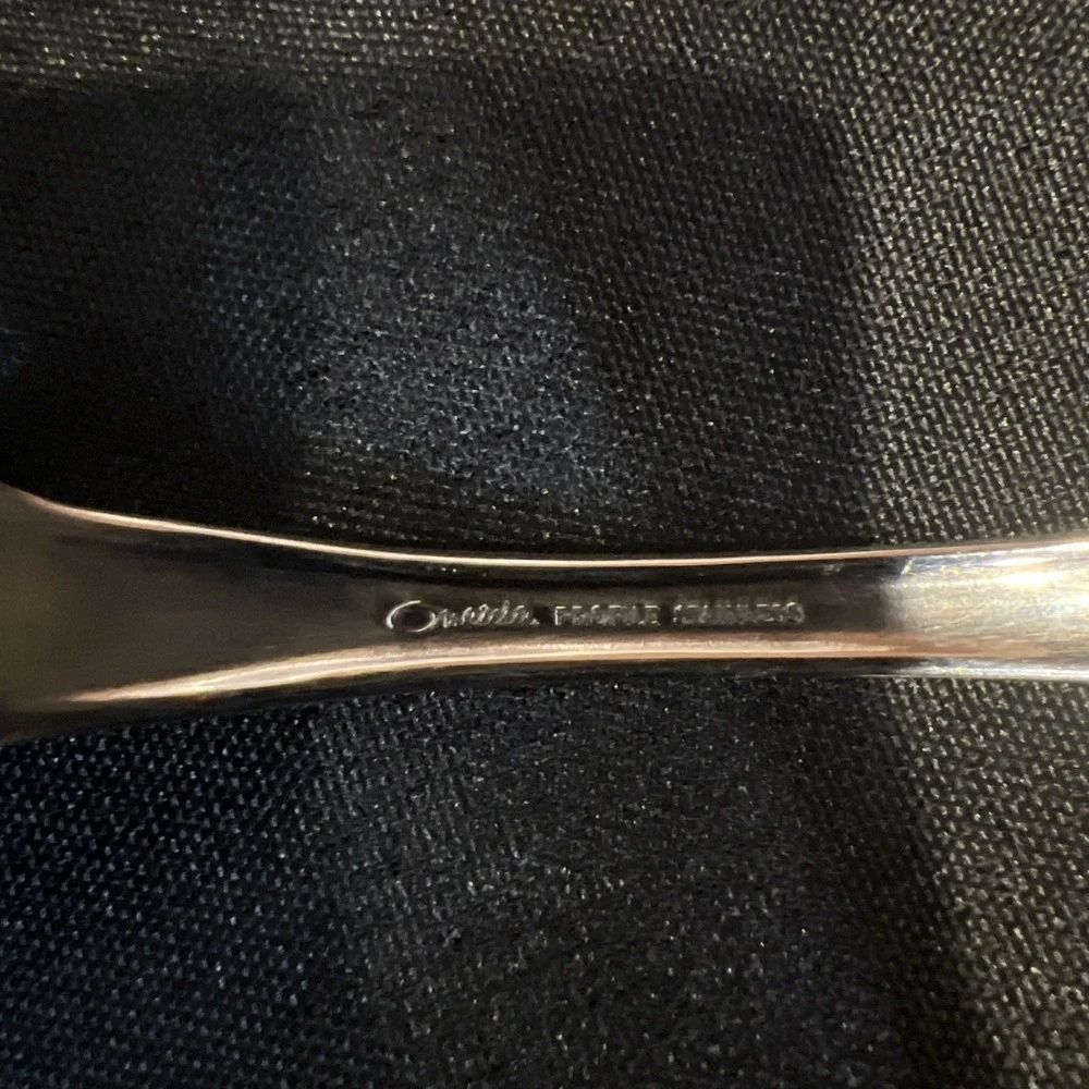 Oneida Profile  GALVESTON  Stainless Flatwear  2pc Gravy Ladle &‎ Serving Fork